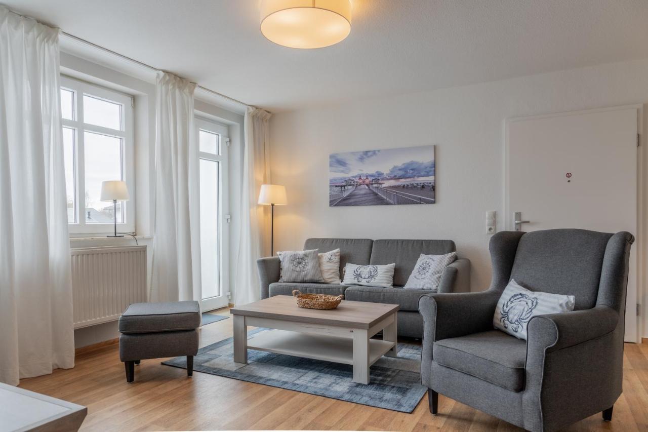 Ferienwohnung Mit Schwimmbadnutzung In Sellin - Haus Strandeck Fewo 14 Goehren  Exteriér fotografie